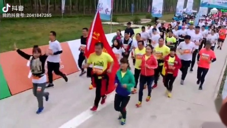 2019东光京杭大运河健康跑马拉松比赛开始