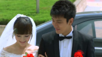 李小璐和贾乃亮的婚礼，瞅着当时的俩人多甜蜜，看着就般配！