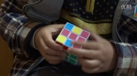 三年级小学生讲解三阶魔方六面还原