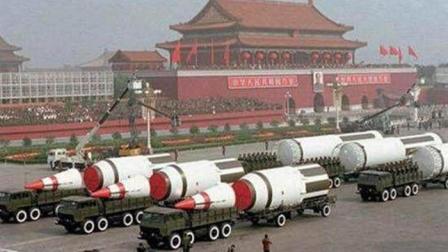 中国-5性能到底多强?发射重量超过250吨,火力已是世界一流