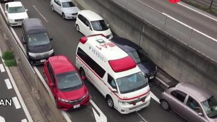 日本俄罗斯法国中国救护车出勤, 看各国私家车的配合情况