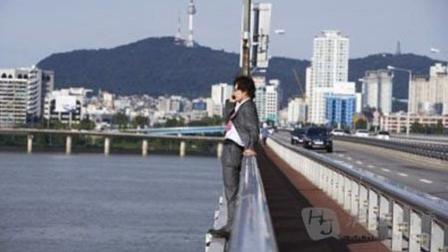 韩国最诡异“自杀大桥”, 贴满励志标语, 结果跳桥人数却猛增6倍