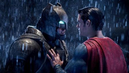 超人有钢铁之躯, 为何被没超能力的蝙蝠侠打败? 一部美国科幻电影