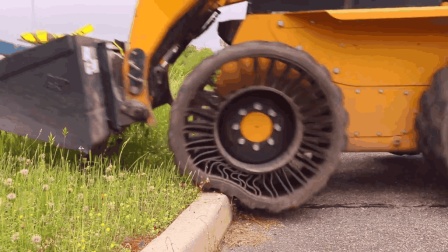 米其林发明“免充气”轮胎, 装上它汽车连减震都省了