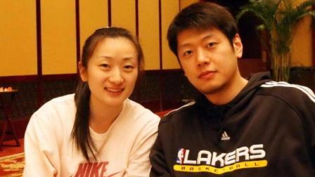 中国男篮最重情球员: 妻子离世一夜白头, 与现任孝顺前岳父岳母