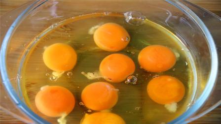 鸡蛋还在炒着吃吗? 今天分享一种特色做法, 营养简单全家都喜欢吃