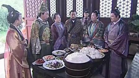 看到满桌子的饭菜, 朱元璋还以为是要请他吃饭, 结果全是贵妃扔了的!