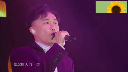 陈百强纪念演唱会, 歌神陈奕迅演唱《深爱着你》他的唱功太强大了