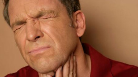 老中医：慢性咽炎不要愁，多吃这3种食物清肺化痰，咽炎远离你！