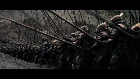 《指环王》：白胡子甘道夫带领军队俯冲兽人军队，这场面真不愧是好莱坞制作的魔幻大电影，再次观看还是那么精彩。