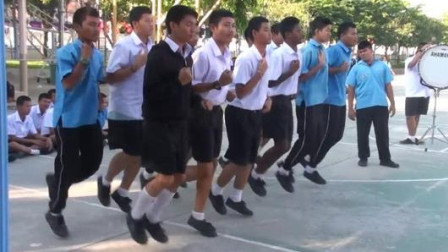 泰国中学生运动会男生跳操，这确定是男生该跳的吗？