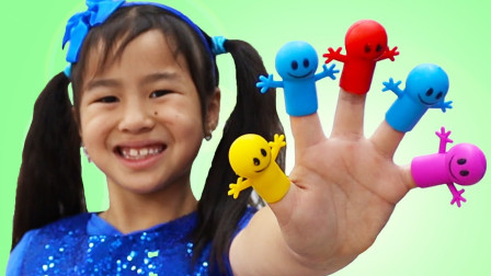 太有趣了！萌宝小萝莉的手指套自带表情包？趣味玩具故事