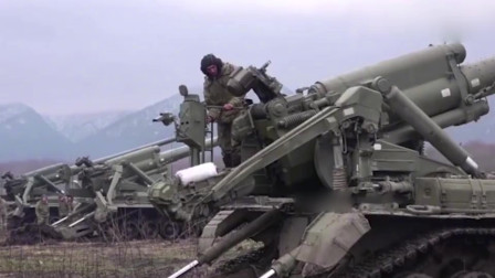 实拍俄罗斯27式自行榴弹炮，这火力太生猛了