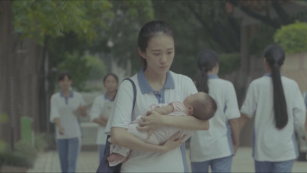 【混剪/励志】高中生路边捡到弃婴，辍学也要抚养她，看完后哭了