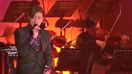 张学友演唱会翻唱王菲经典粤语《约定》，只有他能够翻唱成经典！