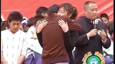 中国时代感恩励志教育传播中心讲师团专家朱天虎老师报告会—走进民和，感受爱的洗礼。