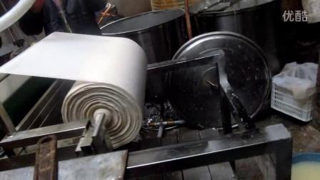 湖北万周（石牌）豆制品机械厂---仿手工豆皮机视频
