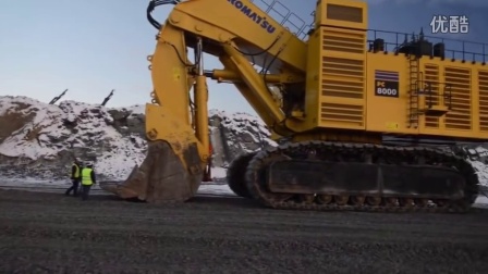 组装世界上最大的巨型挖掘机 挖机 勾机